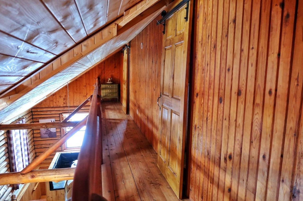 Cozy Log Cottage La Minerve Екстериор снимка