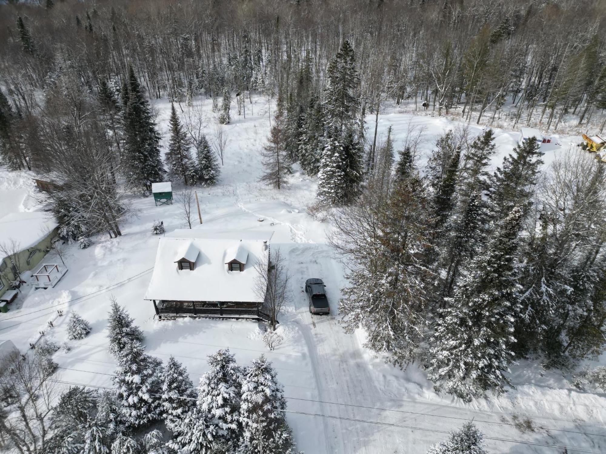 Cozy Log Cottage La Minerve Екстериор снимка