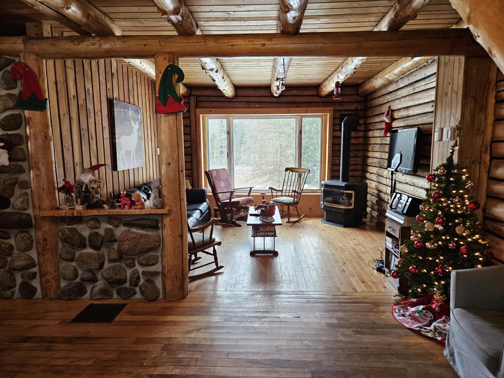 Cozy Log Cottage La Minerve Екстериор снимка
