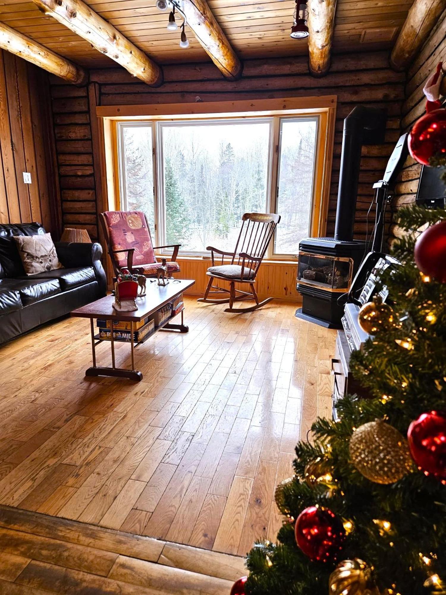 Cozy Log Cottage La Minerve Екстериор снимка