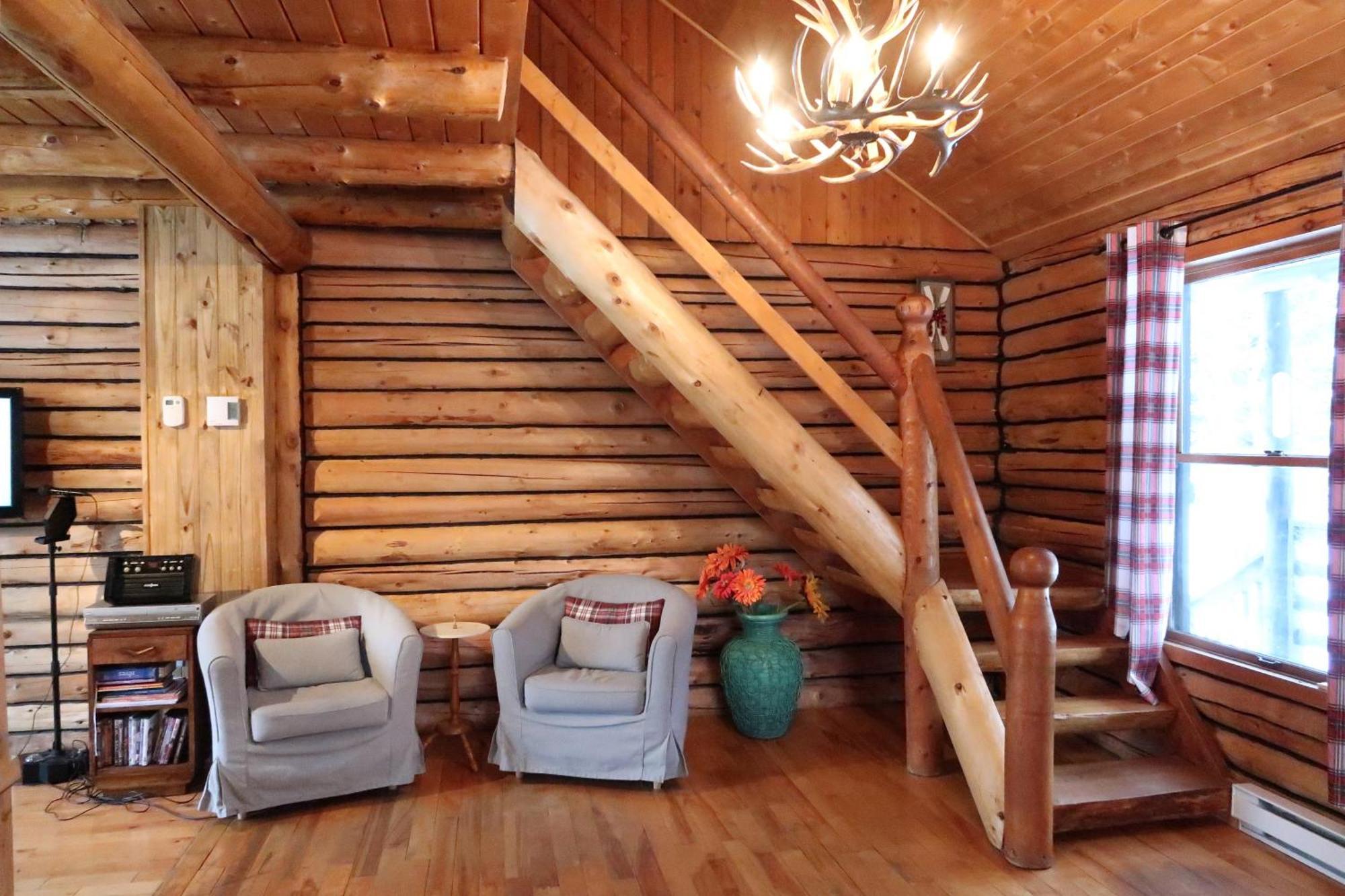 Cozy Log Cottage La Minerve Екстериор снимка